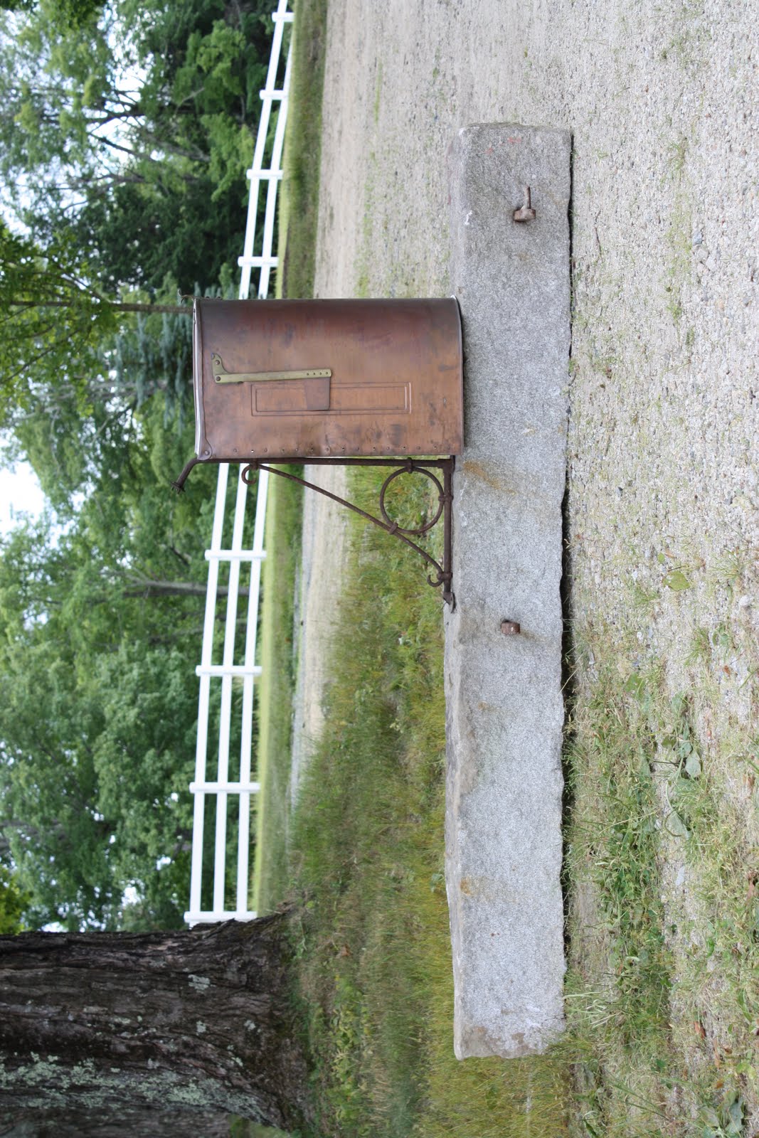 wood mailbox post design
