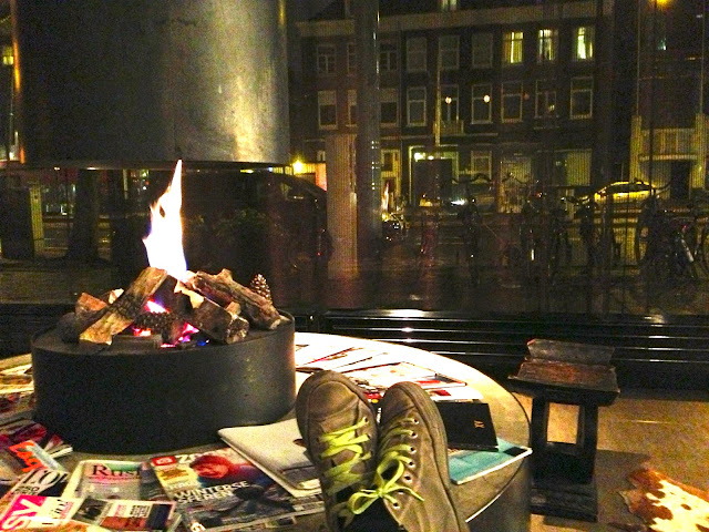 Looking for a cheap but stylish stay in Amsterdam? Than maybe Hotel V can be at your service.