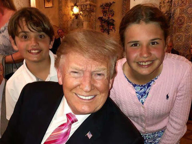 Donald Trump Luangkan Waktu Bersama Cucu di New York