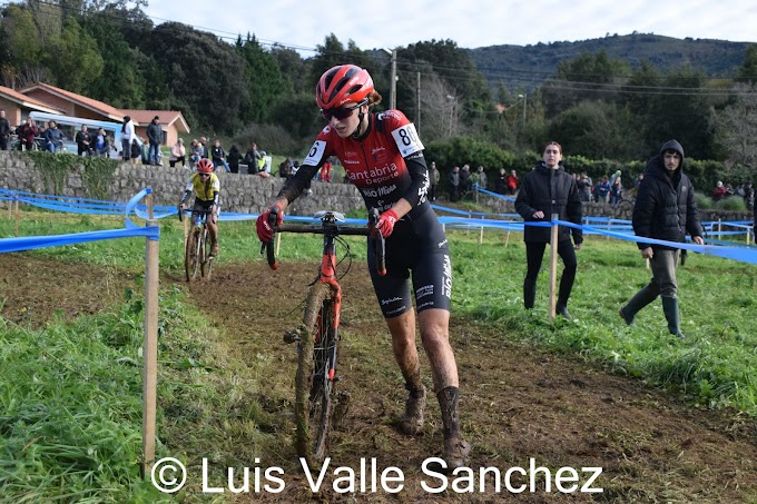 Las fotos del Ciclocross de Villaescusa - Copa de Cantabria 2023 - Fotos Luis Valle