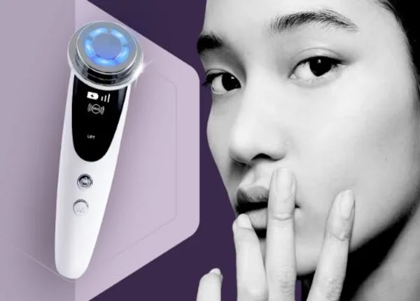 i-Kao Jepun Perkenalkan Anti-Aging Device The Elegance Premium Set Untuk Kulit Sihat Glowing