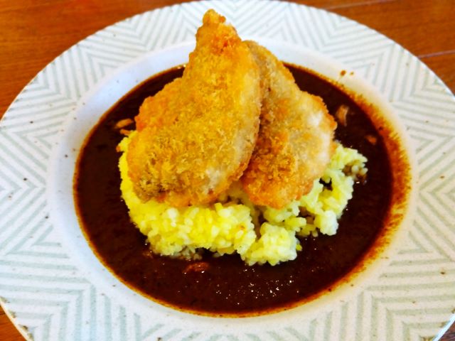 欧風カレーのお店 葉山　ランチ　今月のカレー　サバカツカレー