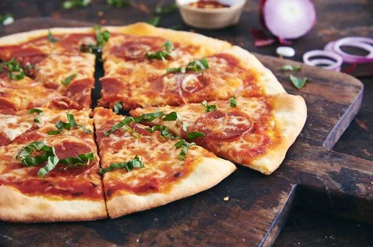 Thin Crust Pizza: A Delightful Classic