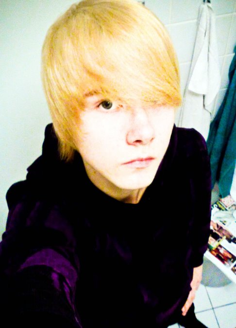 blonde emo guys hair. B.Blonde Emo Guys Hair