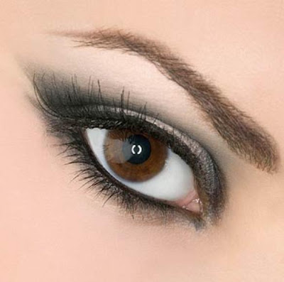 eye makeup images. how to apply scene eye makeup.