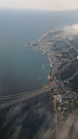 飛行機から見た明石海峡大橋
