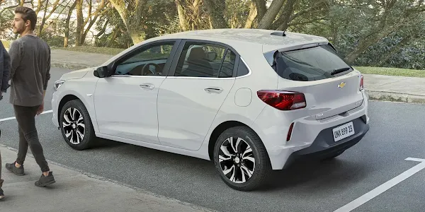 Chevrolet_onix_2024