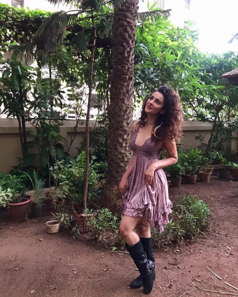 Pic of the day: Seerat Kapoor Turns Super Pictures