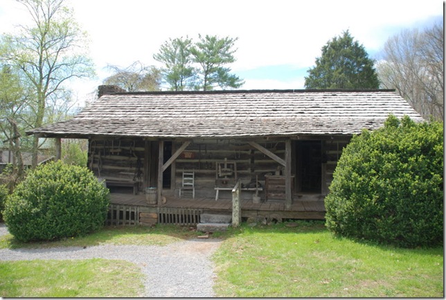 04-07-11 Museum of Appalacia 065
