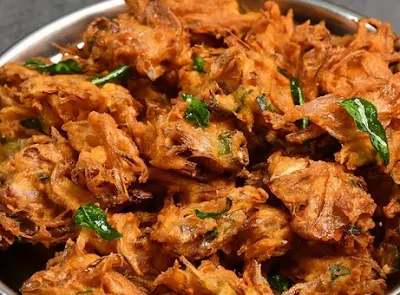 How to prepare Bengaluru bakery style crispy Onion pakoda