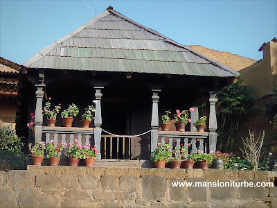 Troje of Michoacán: Michoacán Traditional Architecture