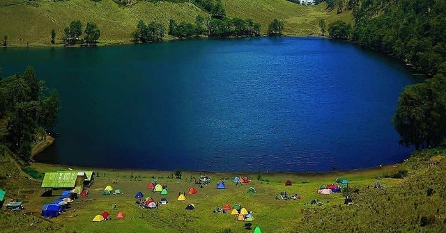 The hiking trail to Mount Semeru will be open, although only until Ranu Kumbolo