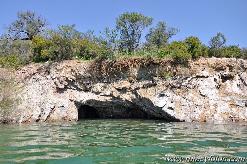 Embalse de los Hurones en Kayak