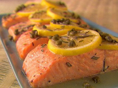  السالمون والجرجير والطماطم أبرز الأطعمة المقاومة للالتهابات
