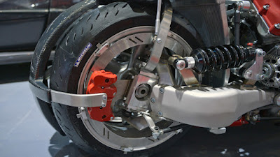 New Lazareth LM 847 rear wheel image HD