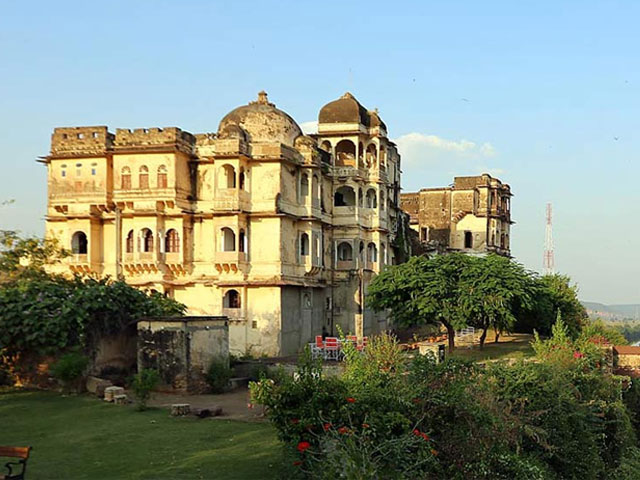 BHAINSRORGARH FORT