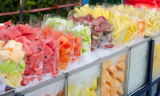 ร้านโชคนำเจริญ,ขายแตงโมทั้งปลีกและส่ง,แตงโมหวาน,ตลาดสี่มุมเมือง