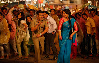 Sonakshi Sinha and Salman Khan in Dabangg 2 Movie Still