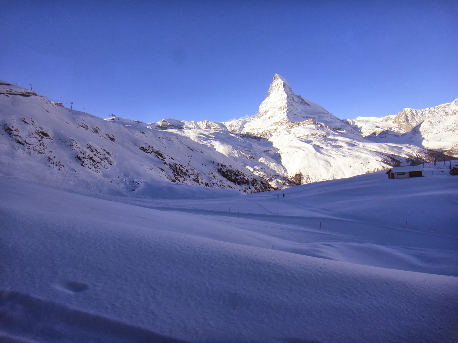 Lifestyle, Skiing, Switzerland, Zermatt, Holiday, Winter, Sport, Ski, Ski Holiday, Ski Resort, Travel, Snow, Travelling, Pictures, Zermatt Switzerland, Skier, Snowboarding, Ski Zermatt, Ski Zermatt Switzerland, Matterhorn