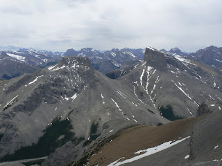 Summit view beyond Romulus and Remus, to Tombstone and beyond