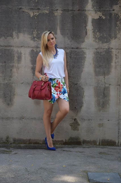 outfit canotta bianca come abbinare la canotta bianca abbinamenti canotta bianca white top tank how to wear white top tank mariafelicia magno fashion blogger colorblock by felym outfit luglio 2016 outfit estivi summer outfits july outfits fashion blogger italiane fashion bloggers italy influencer italiane italian influencer