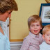 PRÍNCIPES WILLIAM E HARRY RELEMBRAM PRINCESA DIANA EM DOCUMENTÁRIO: ELA FOI A MELHOR MÃE DO MUNDO. EM AGOSTO DESTE ANO, SE COMPLETAM VINTE ANOS DESDE QUE A PRINCESA DIANA MORREU EM UM ACIDENTE DE CARRO, AOS 36 ANOS DE IDADE. E EM HOMENAGEM À MÃE, PRÍNCIPE WILLIAM E PRÍNCIPE HARRY FAZEM JUS A SUA MEMÓRIA NO DOCUMENTÁRIO DIANA, OUR MOTHER: HER LIFE AND LEGACY. SÓ PELA PROMO TEMOS A GARANTIA QUE ESTE SERÁ UM FILME PARA SE ASSISTIR COM UMA CAIXA DE LENÇOS... 