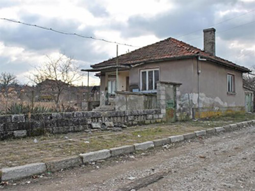 Зловещи места в България - село Цонево - къща