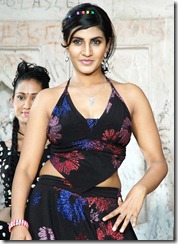 cute-actress-kausha-dance