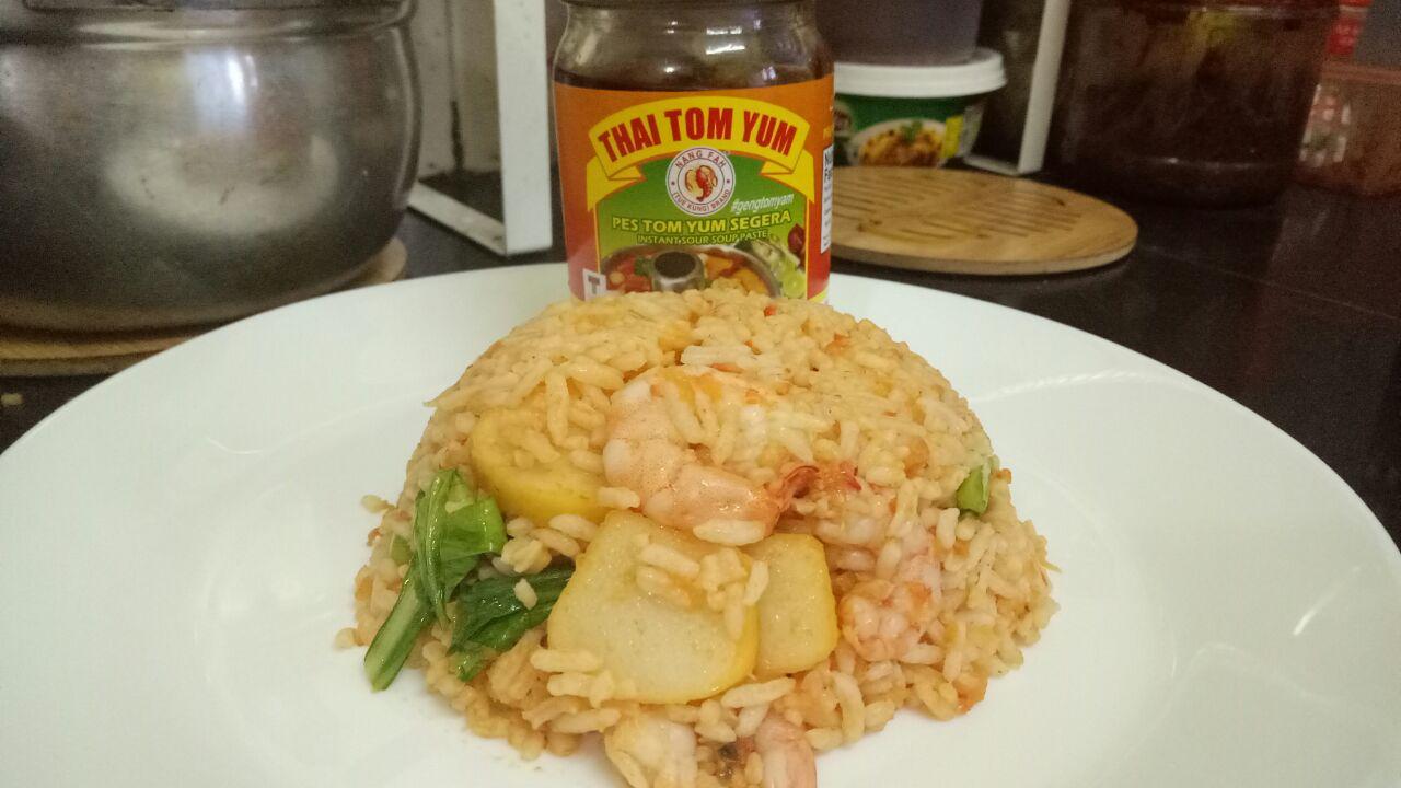 Resepi Nasi Goreng Tomyam Udang mudah - Kisahsidairy.com