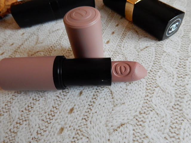 essence - lipstick 02 glastonberry