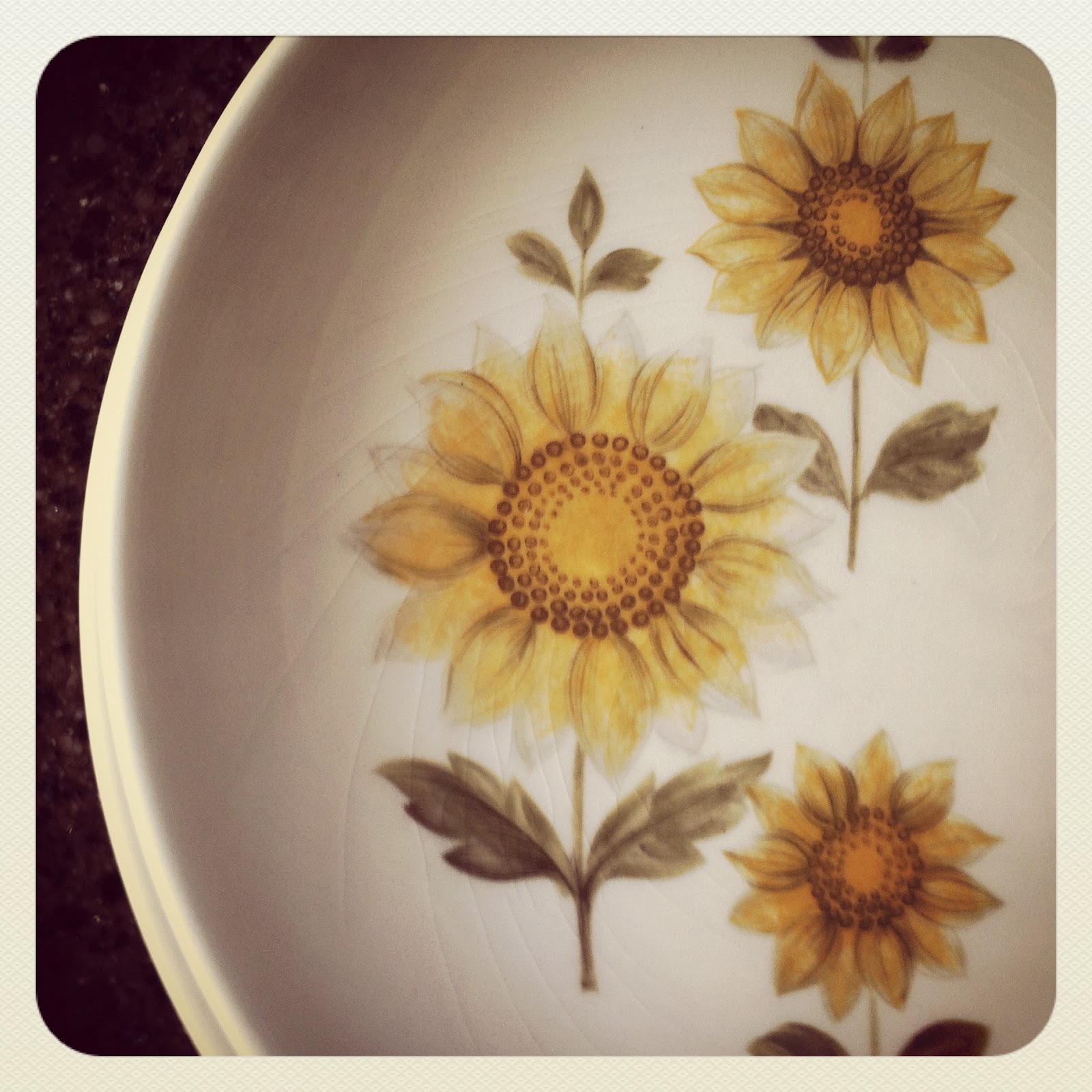 My bargain Johnson of Australia Daisy side plate - $1!