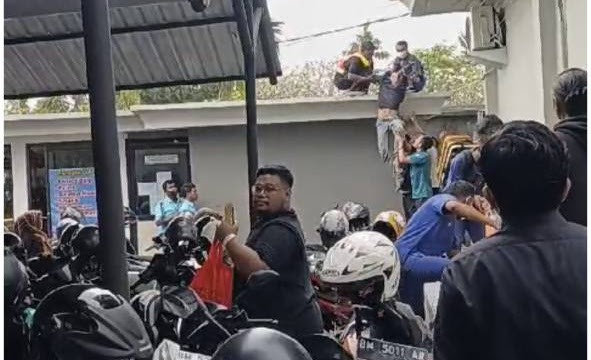 Diduga Tersengat Listrik, Pekerja Meninggal Dunia di RS Awal Bros Sudirman