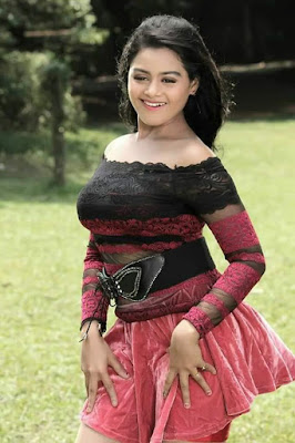 tanushree Chatterjee actress