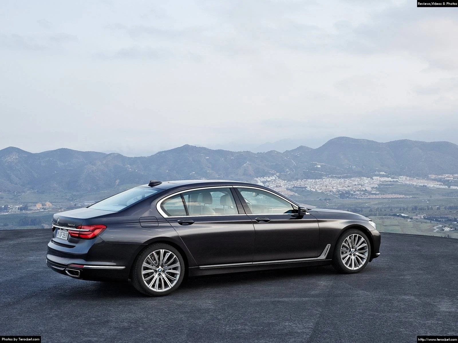 Hình ảnh xe ô tô BMW 7-Series 2016 & nội ngoại thất