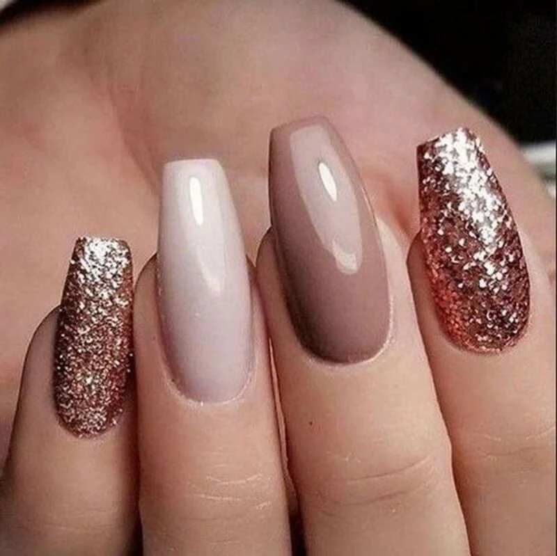 Unhas decoradas para o Ano Novo