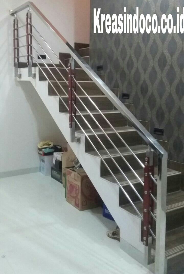 10 Model Railing Balkon Stainless Tiang Motif Minimalis  