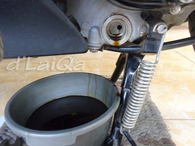 Cara mengganti oli mesin dan oli gardan pada mio j Cara mengganti oli mesin dan oli gardan pada mio j