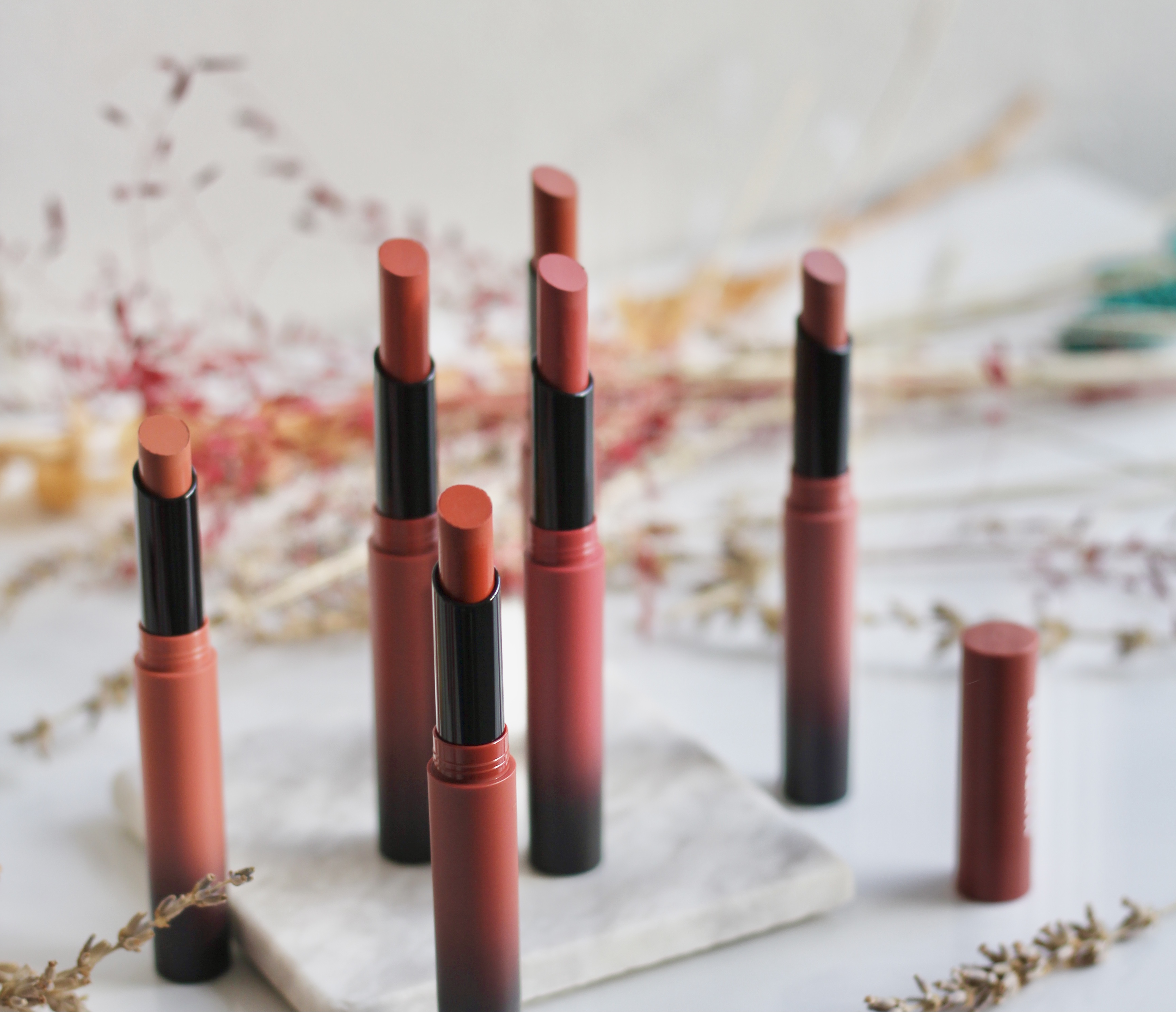 Maybelline Ultimatte Neo-Nudes Collection Lip Swatches