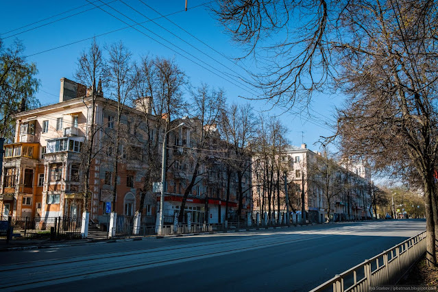 Ряд жилых домов по улице Белинской