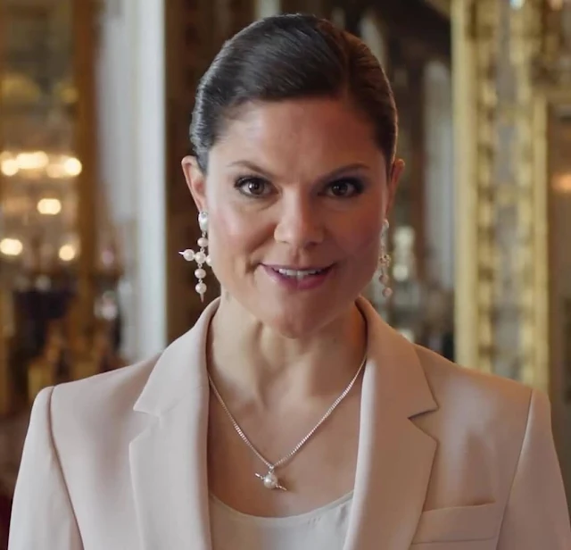 Crown Princess Victoria wore a Jane blazer by Andiata and Kamille trousers. Switzerland won the 68th Eurovision Song Contest