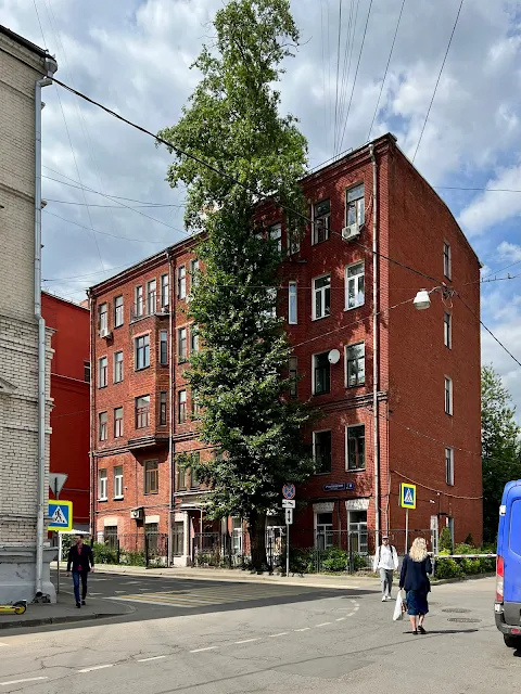 2-й Колобовский переулок, 3-й Колобовский переулок, жилой дом 1913 года постройки