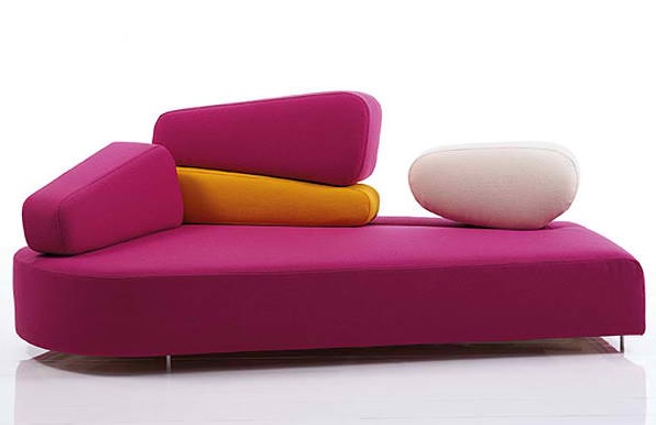 model sofa minimalis bentuk simpel warna ungu