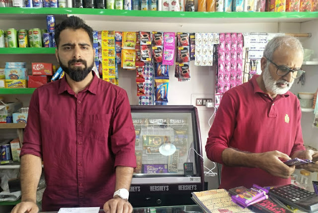 Retailer on PayNearby network offering digital services in Jammu & Kashmir