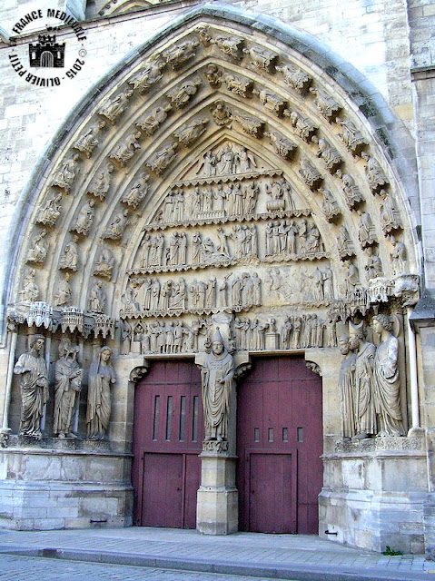 REIMS (51) - Cathédrale Notre-Dame (Extérieur - Bas-côté nord)