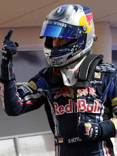 Vettel takes pole postion at the Bahrain GP 2010