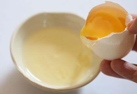 Mengatasi Rambut Rontok Dengan Putih Telur