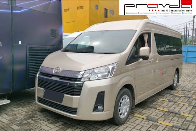 Sewa Toyota Hiace Padang