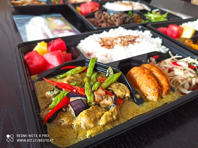 Furama Bukit Bintang Bento Box Set Meal -THAI GREEN CURRY CHICKEN