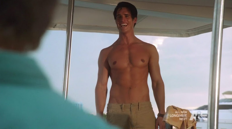 Nick Ballard Shirtless in The Glades s3e06