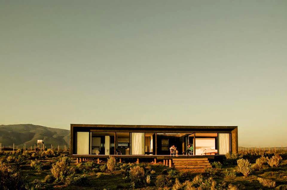 House of Casa Beach Minimalist Design Very Nice for Vacation on the Coast of Chile